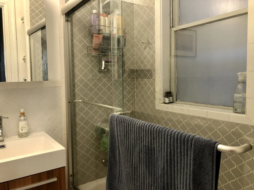 1 bed, 1 bath apartment for rent at 259 Beacon St Unit 32, Back Bay — photo 15 of 18