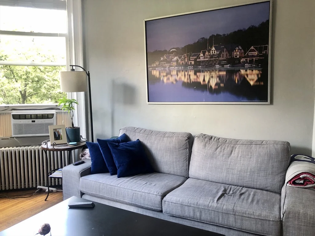 1 bed, 1 bath apartment for rent at 259 Beacon St Unit 32, Back Bay — photo 3 of 18