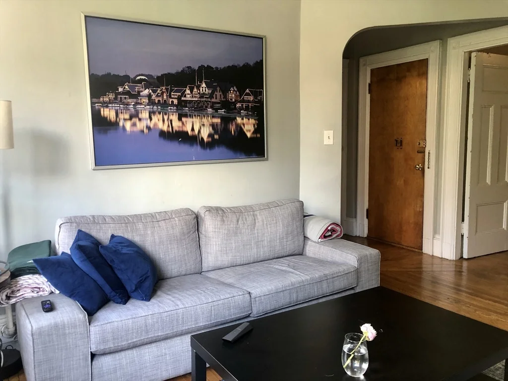 1 bed, 1 bath apartment for rent at 259 Beacon St Unit 32, Back Bay — photo 5 of 18