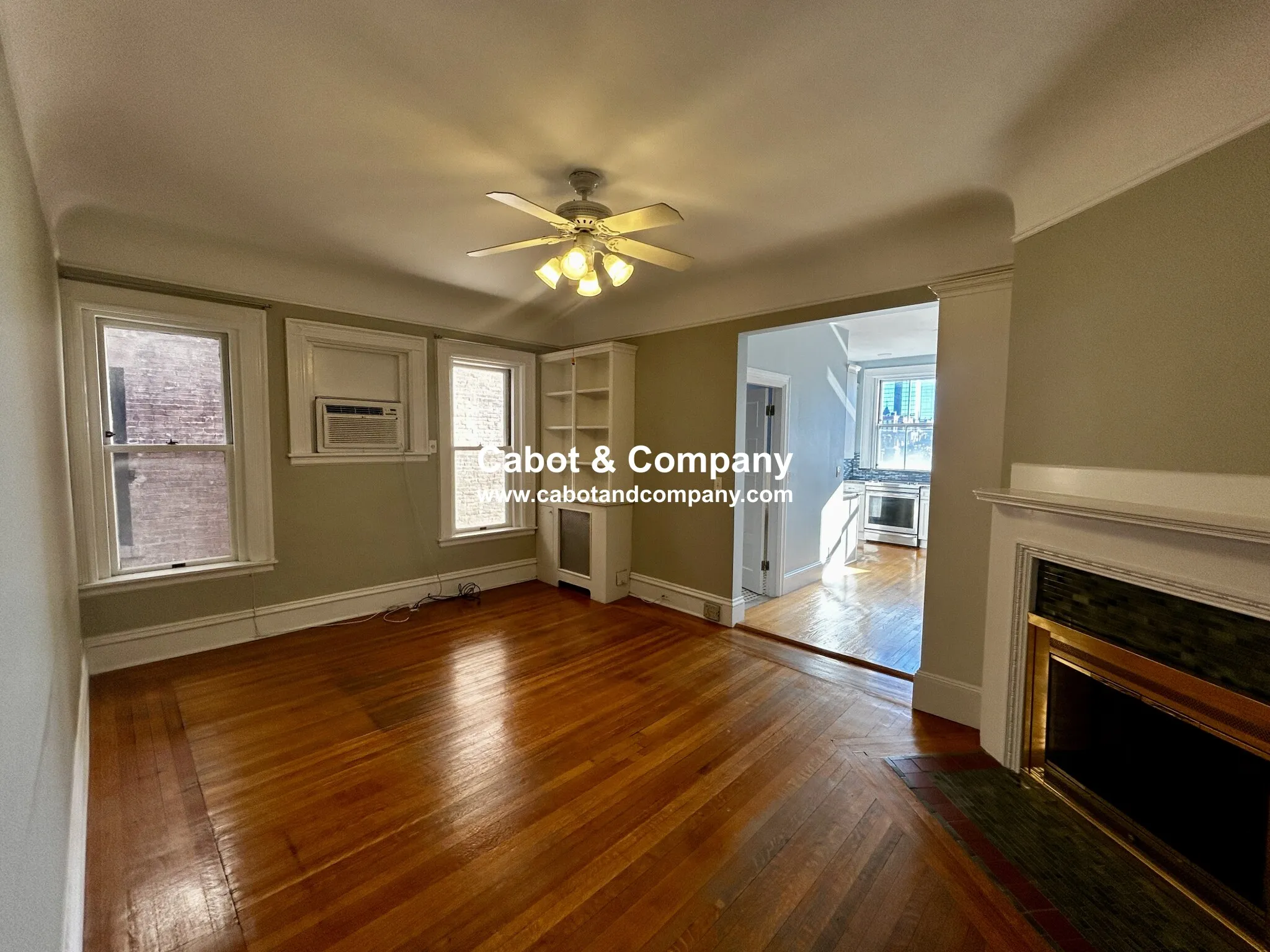 2 bed, 1 bath apartment for rent at 259 Beacon St Unit 61, Back Bay — photo 5 of 13