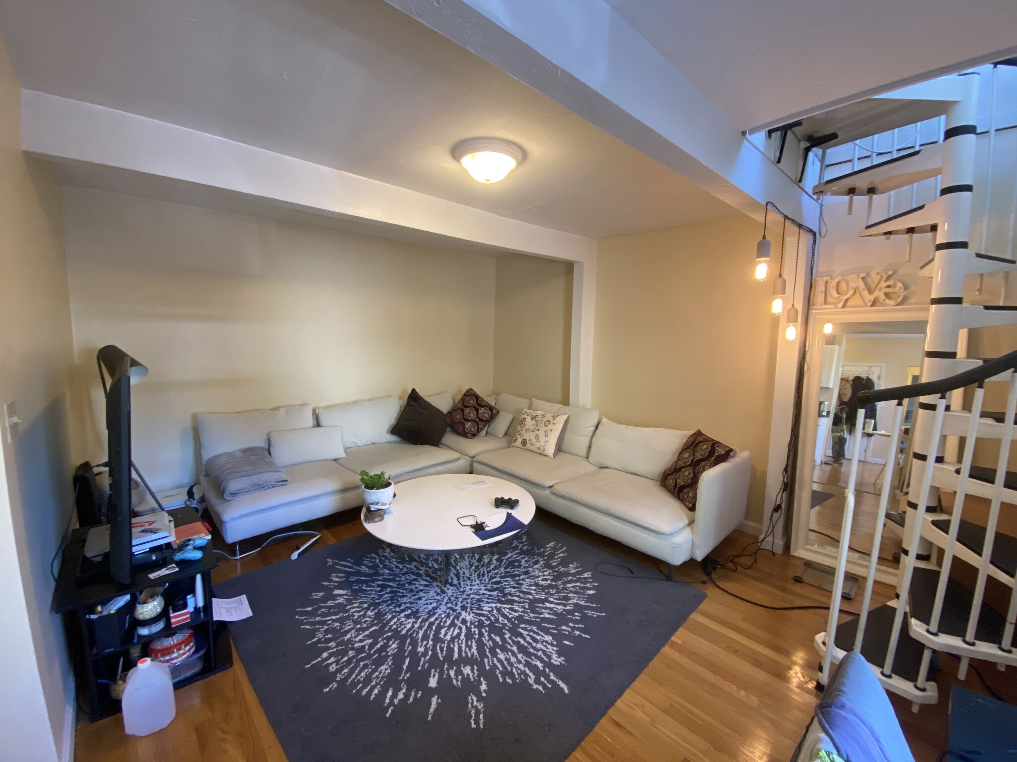 3 bed, 2 bath apartment for rent at 259 Beacon St Unit R, Ward Two — photo 3 of 20
