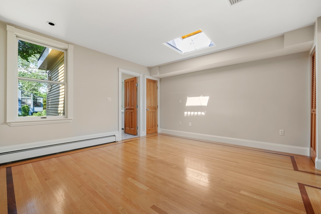4 bed, 3 bath apartment for rent at 259 Mount Auburn, Harvard Square — photo 10 of 24
