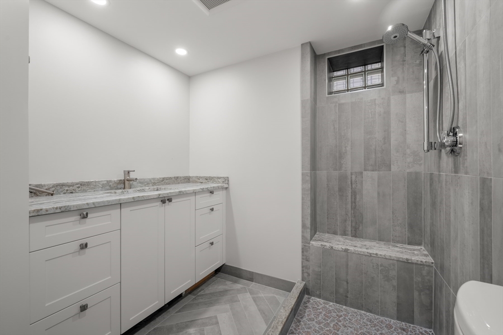 4 bed, 3 bath apartment for rent at 259 Mount Auburn, Harvard Square — photo 19 of 24
