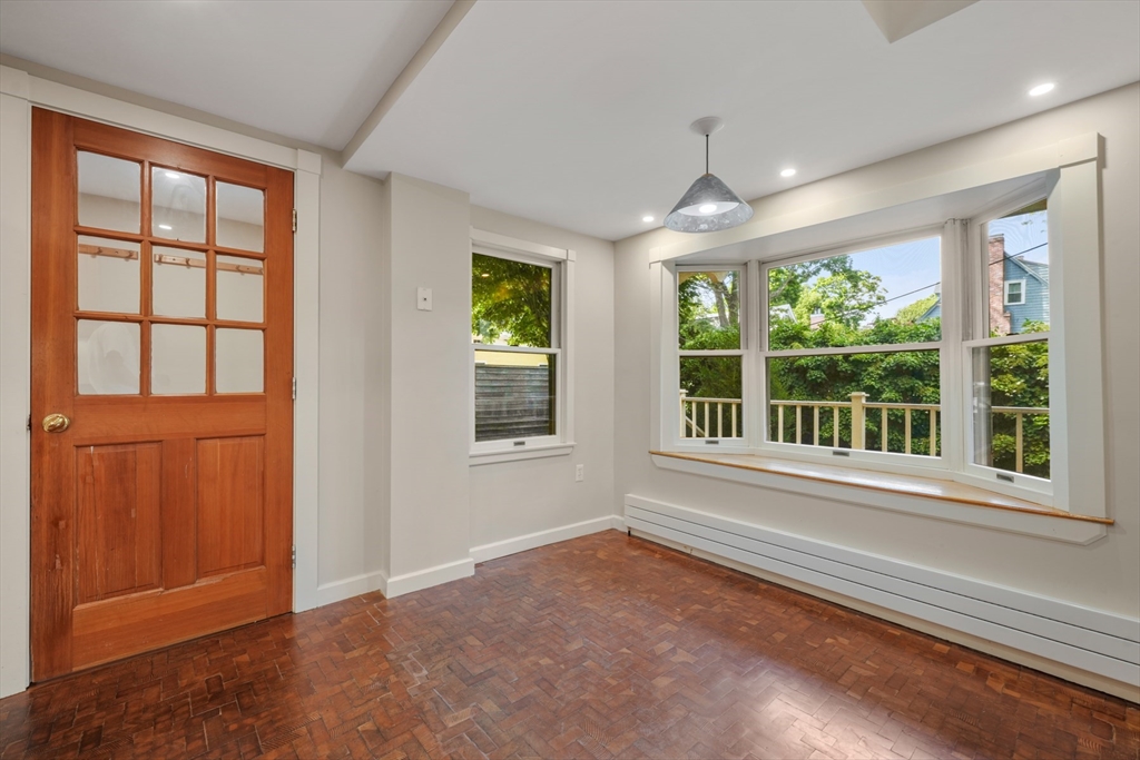 4 bed, 3 bath apartment for rent at 259 Mount Auburn, Harvard Square — photo 3 of 24