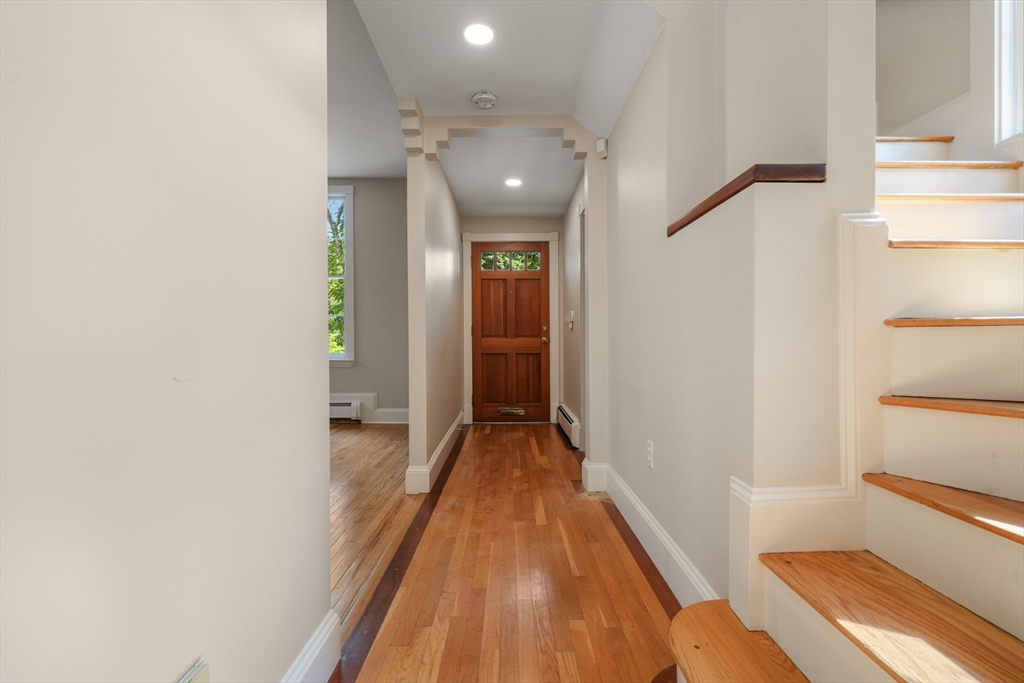 4 bed, 3 bath apartment for rent at 259 Mount Auburn, Harvard Square — photo 5 of 24
