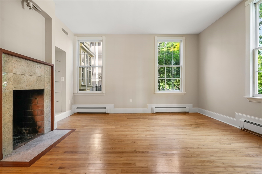 4 bed, 3 bath apartment for rent at 259 Mount Auburn, Harvard Square — photo 6 of 24