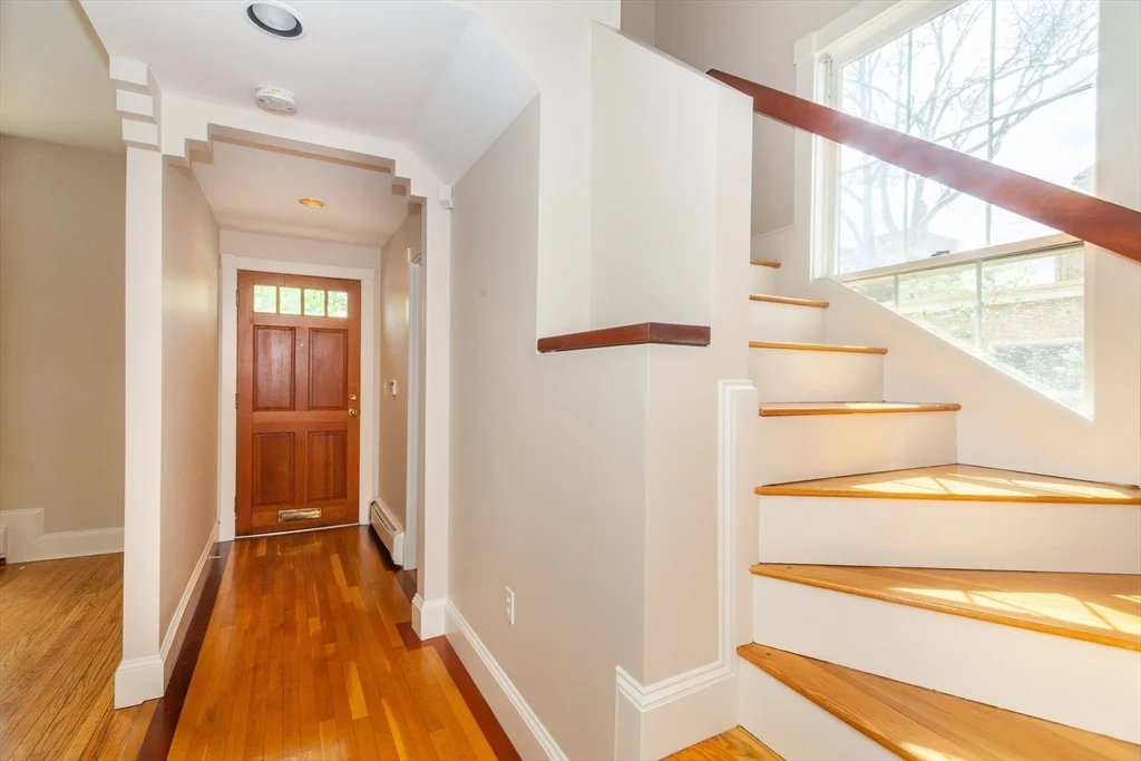 4 bed, 3 bath apartment for rent at 259 Mount Auburn Unit 259, Cambridge — photo 6 of 20