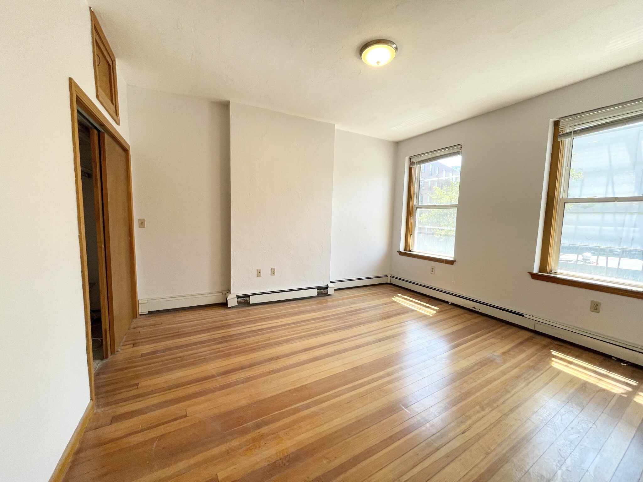 4 bed, 1 bath apartment for rent at 259 North St Unit 1, North End — photo 11 of 15