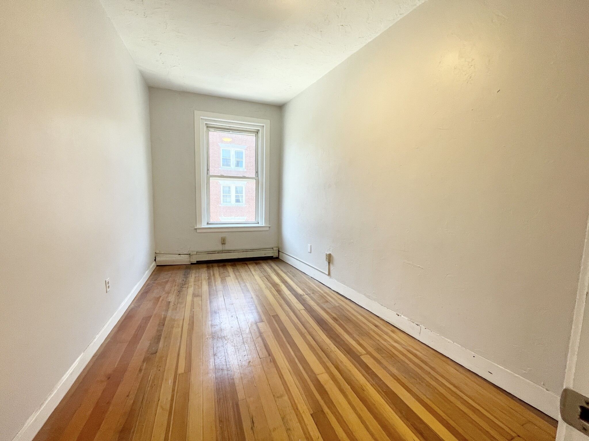 4 bed, 1 bath apartment for rent at 259 North St Unit 1, North End — photo 12 of 15