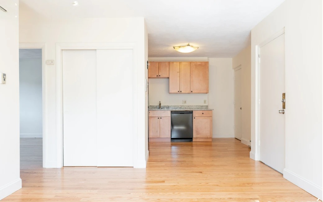 2 bed, 1 bath apartment for rent at 259 Summer St Unit 9, Spring Hill — photo 4 of 14