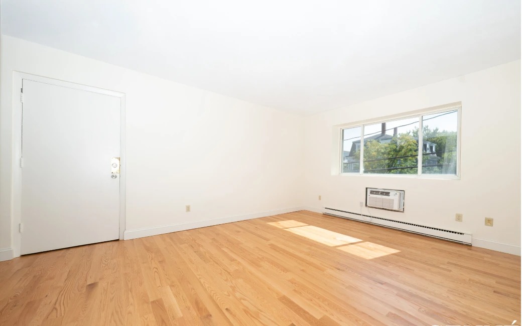 2 bed, 1 bath apartment for rent at 259 Summer St Unit 9, Spring Hill — photo 9 of 14