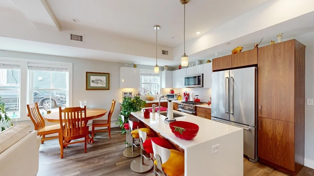 3 bed, 2 bath apartment for rent at 259 Walden St Unit 104, Neighborhood Nine — photo 6 of 21