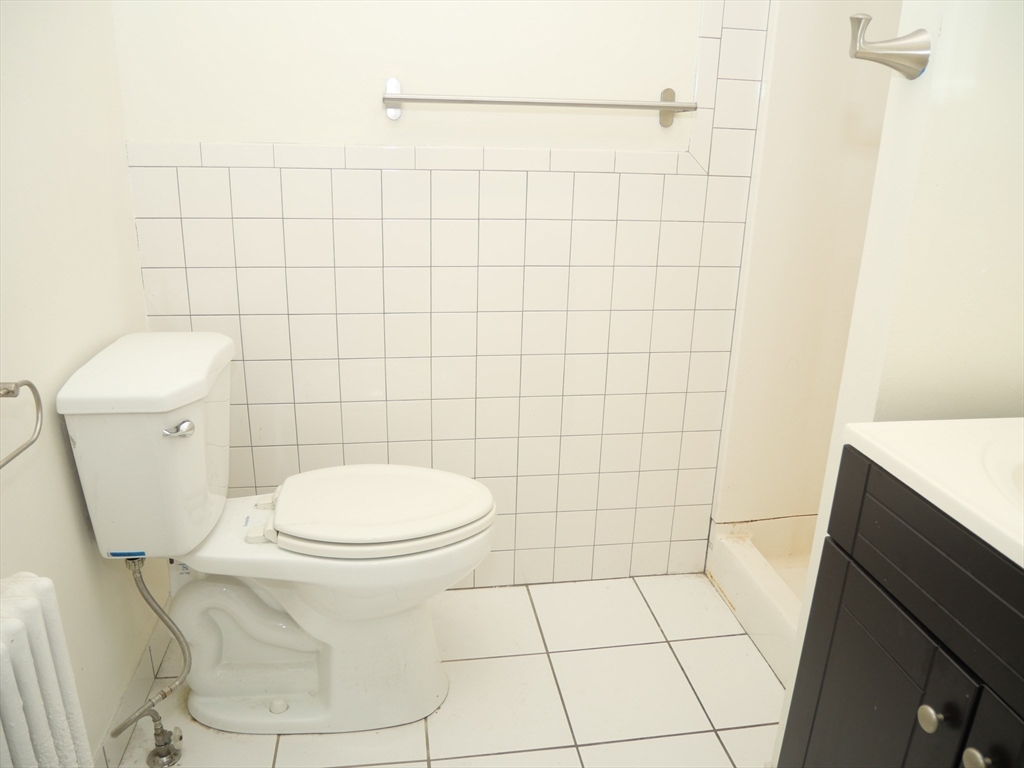 Studio bed, 1 bath apartment for rent at 259 West Newton St Unit 1, South End — photo 4 of 5