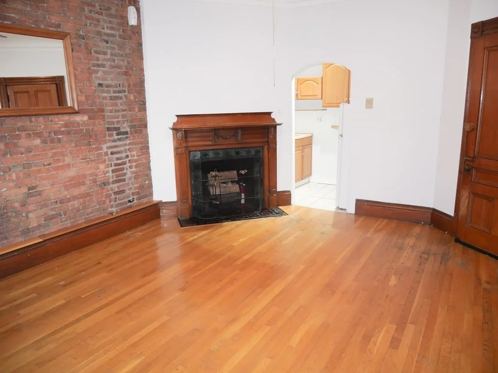 1 bed, 1 bath apartment for rent at 259 West Newton Unit 6, Back Bay