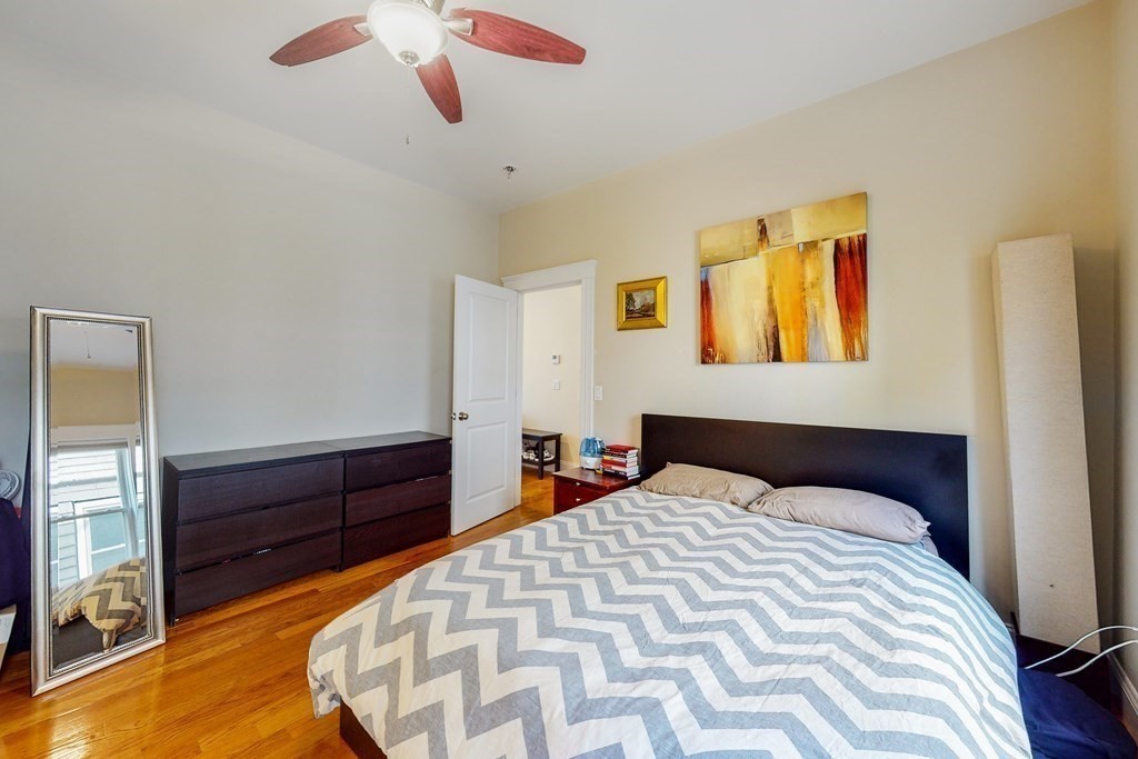 2 bed, 3 bath apartment for rent at 259 Willow Ave Unit 1, Ball Square — photo 13 of 30