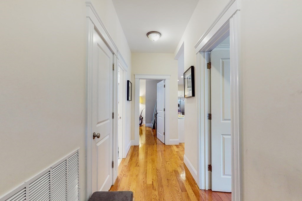 2 bed, 3 bath apartment for rent at 259 Willow Ave Unit 1, Ball Square — photo 11 of 30