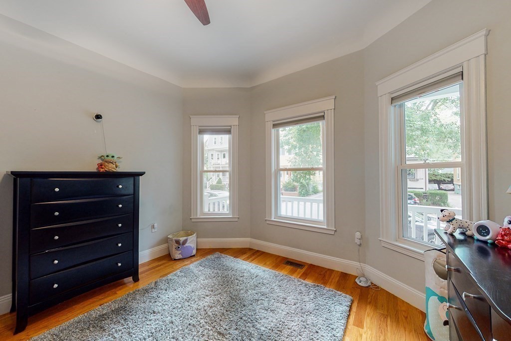 2 bed, 3 bath apartment for rent at 259 Willow Ave Unit 1, Ball Square — photo 18 of 30