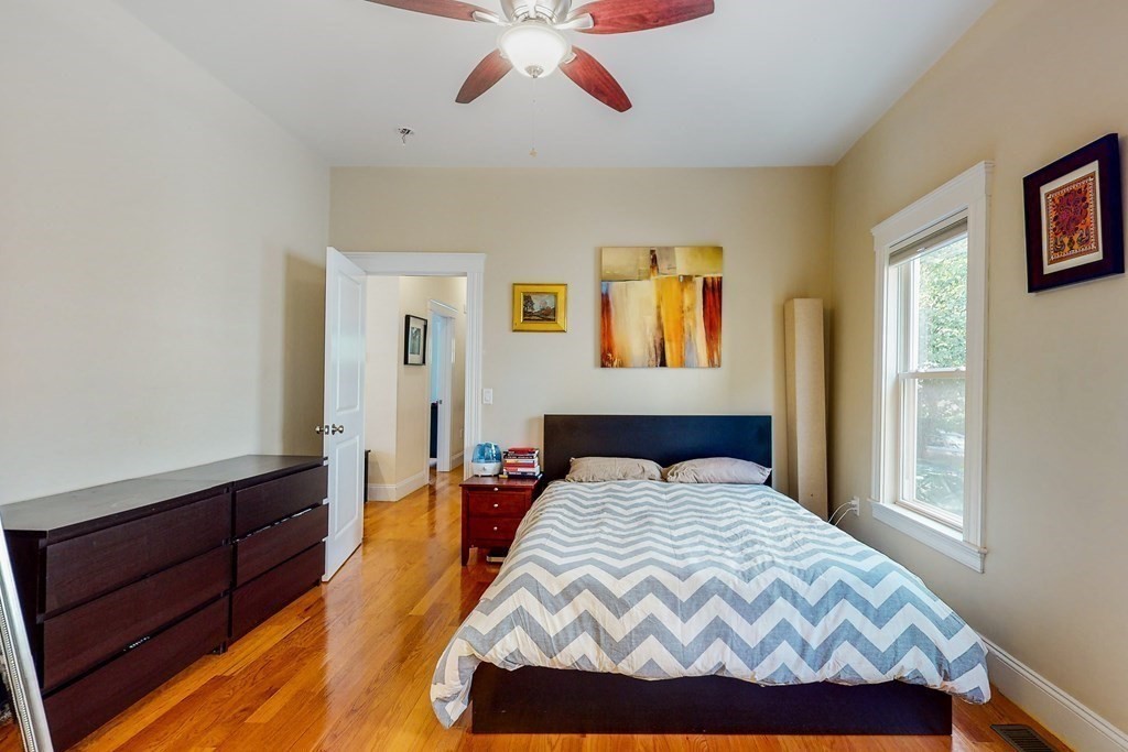 2 bed, 3 bath apartment for rent at 259 Willow Ave Unit 1, Ball Square — photo 14 of 30