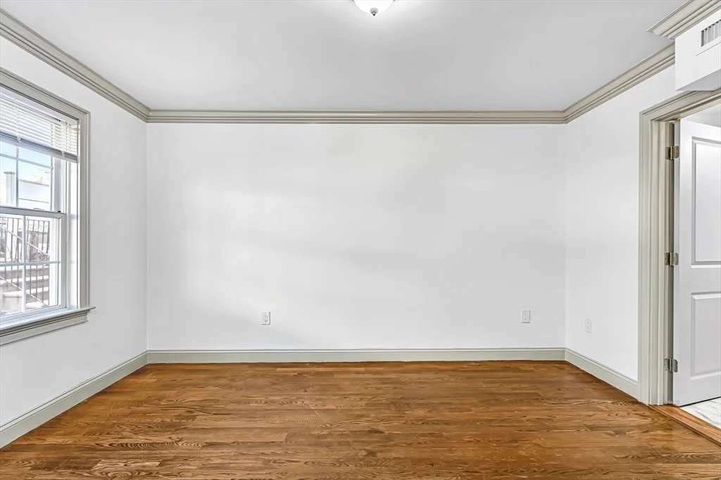 5 bed, 2 bath apartment for rent at 2593 Washington St Unit 2593, Roxbury — photo 10 of 21