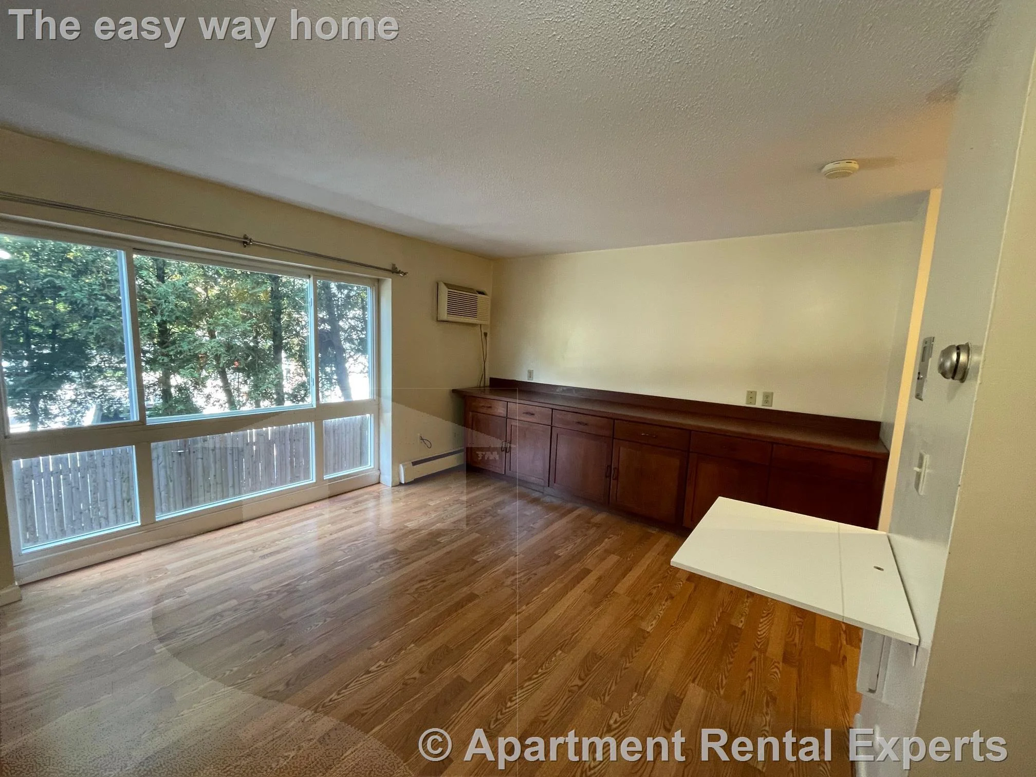 Studio bed, 1 bath apartment for rent at 2595 Massachusetts Ave Unit 4, North Cambridge — photo 1 of 6