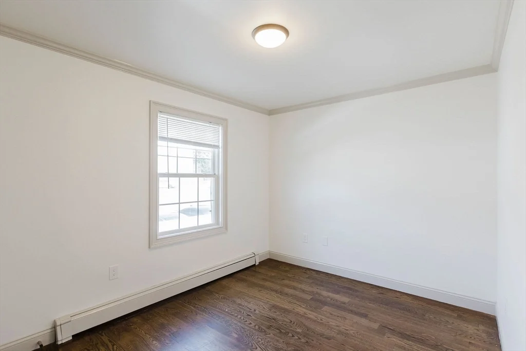 6 bed, 2 bath apartment for rent at 2599 Washington St Unit 2599, Roxbury — photo 17 of 19