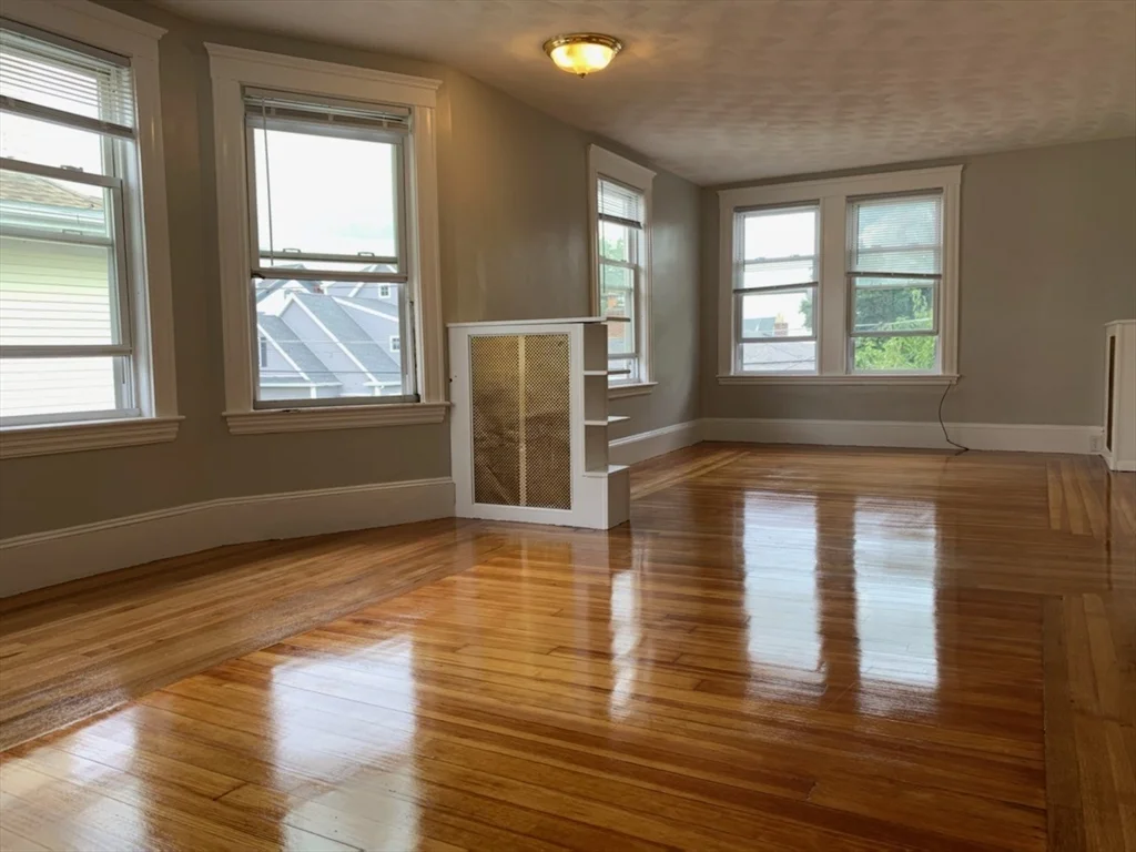 3 bed, 1 bath apartment for rent at 25A Bradbury Ave Unit 2, Wellington — photo 5 of 11