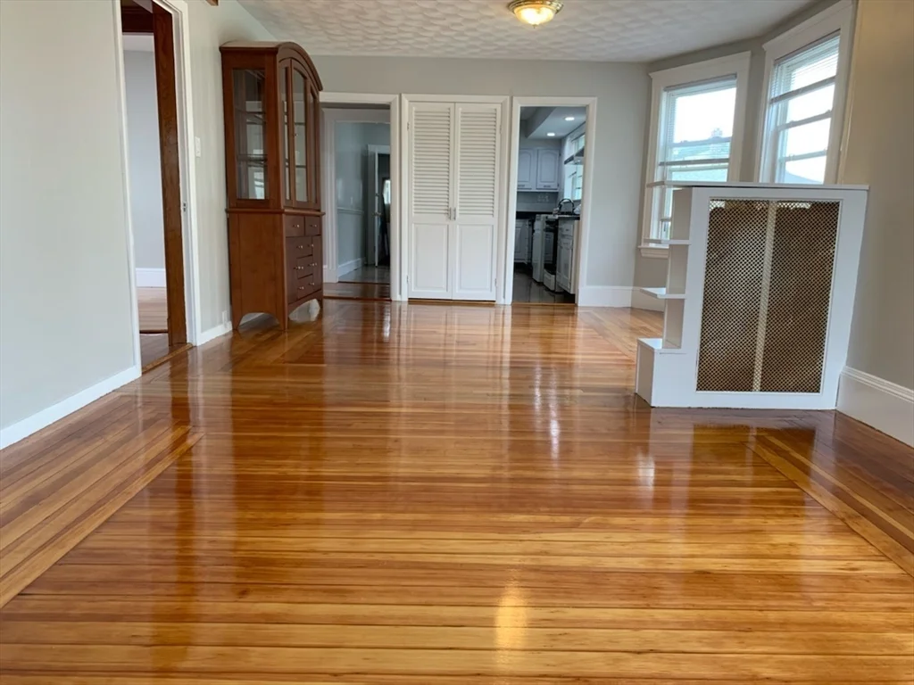3 bed, 1 bath apartment for rent at 25A Bradbury Ave Unit 2, Wellington — photo 7 of 11