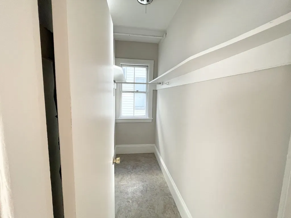4 bed, 1 bath apartment for rent at 26-28 Harbor View Unit 2, Dorchester — photo 8 of 20
