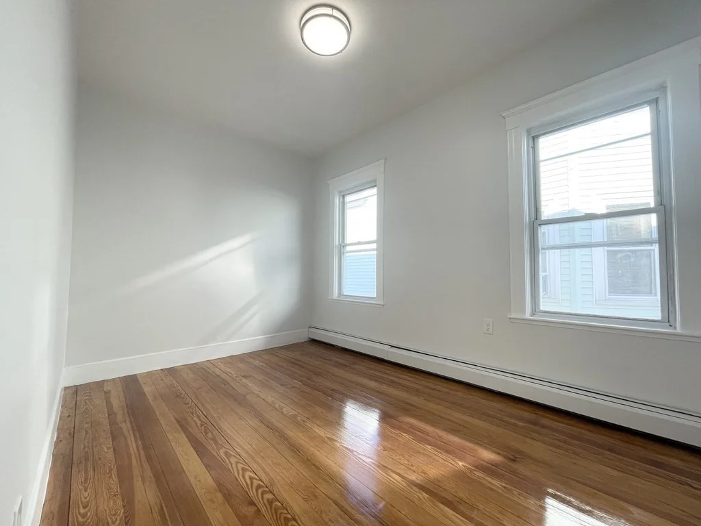 3 bed, 1 bath apartment for rent at 26-28 Oakland St Unit 3, Inman Square — photo 6 of 10