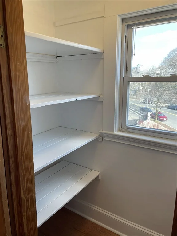 3 bed, 1 bath apartment for rent at 26-28 Tip Top Unit 26, Brighton — photo 8 of 8