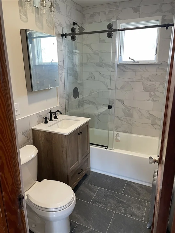3 bed, 1 bath apartment for rent at 26-28 Tip Top Unit 26, Brighton — photo 4 of 8