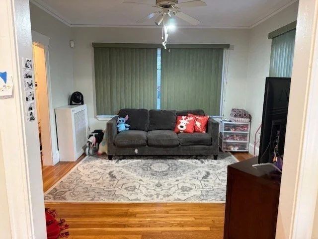 3 bed, 1 bath apartment for rent at 26-28 Waverley Ave Unit 1, Watertown — photo 6 of 15