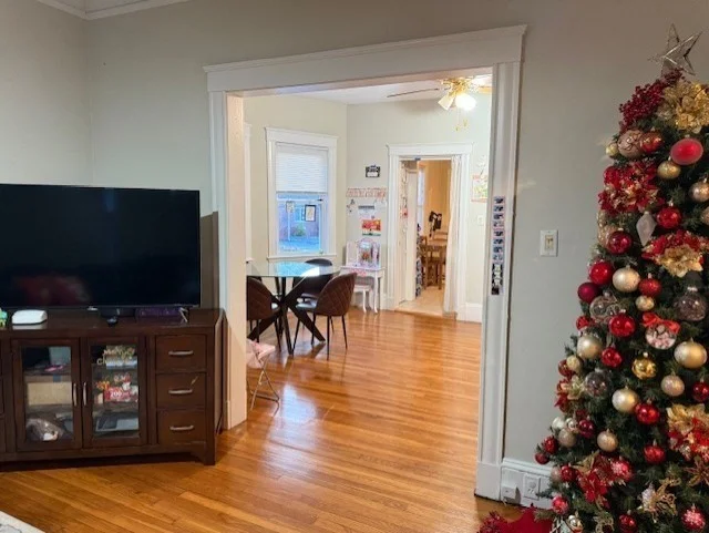 3 bed, 1 bath apartment for rent at 26-28 Waverley Ave Unit 1, Watertown — photo 3 of 15