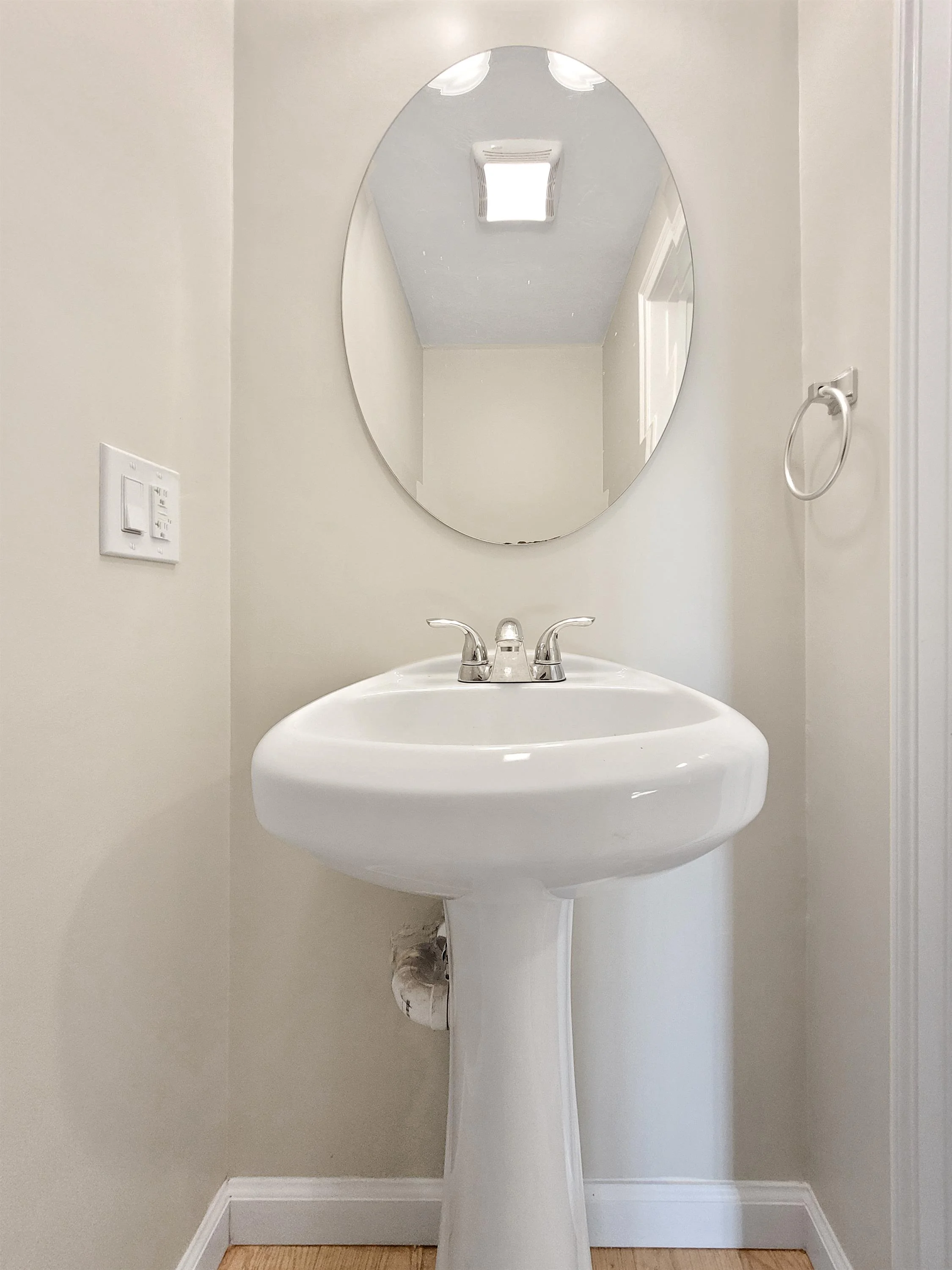 3 bed, 1.5 bath apartment for rent at 26-32 Arcadia Unit 1, Dorchester — photo 9 of 10