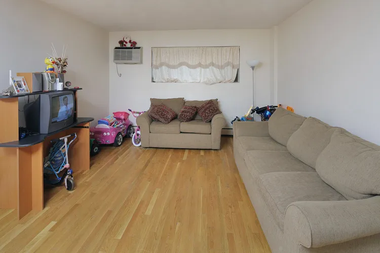 1 bed, 1 bath apartment for rent at 26 Allston St Unit 26-3, Brighton — photo 2 of 4