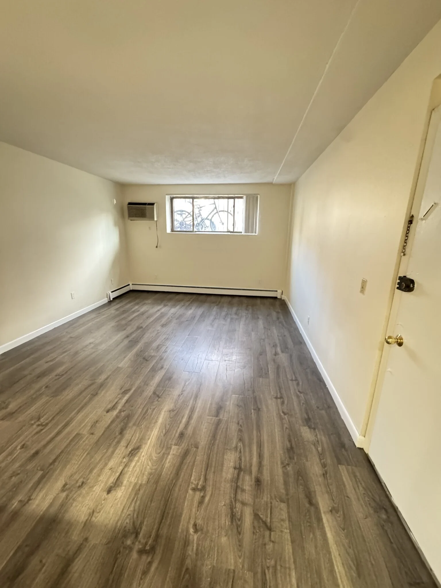 1 bed, 1 bath apartment for rent at 26 Allston St Unit 3, Allston — photo 2 of 6