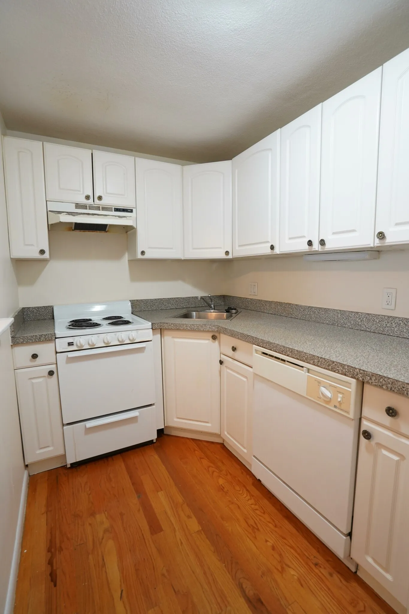 2 bed, 1 bath apartment for rent at 26 Allston St Unit 9, Brighton — photo 7 of 18