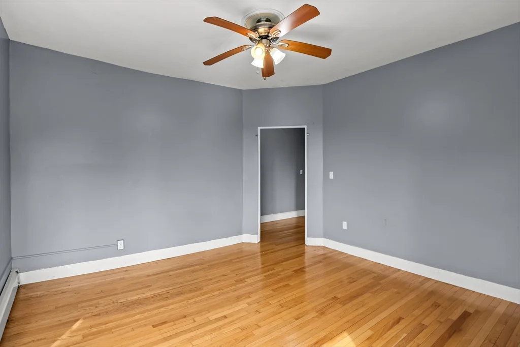 3 bed, 1 bath apartment for rent at 26 Alpine St Unit 2, Roxbury — photo 5 of 18