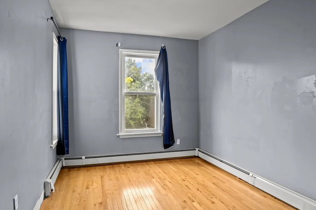 3 bed, 1 bath apartment for rent at 26 Alpine St Unit 2, Roxbury — photo 13 of 18