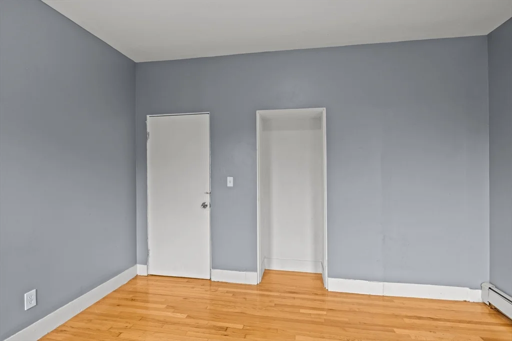 3 bed, 1 bath apartment for rent at 26 Alpine St Unit 2, Roxbury — photo 11 of 18
