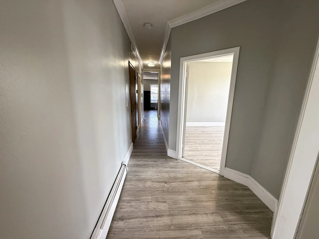 3 bed, 1 bath apartment for rent at 26 Alpine St Unit 3, Roxbury — photo 8 of 8