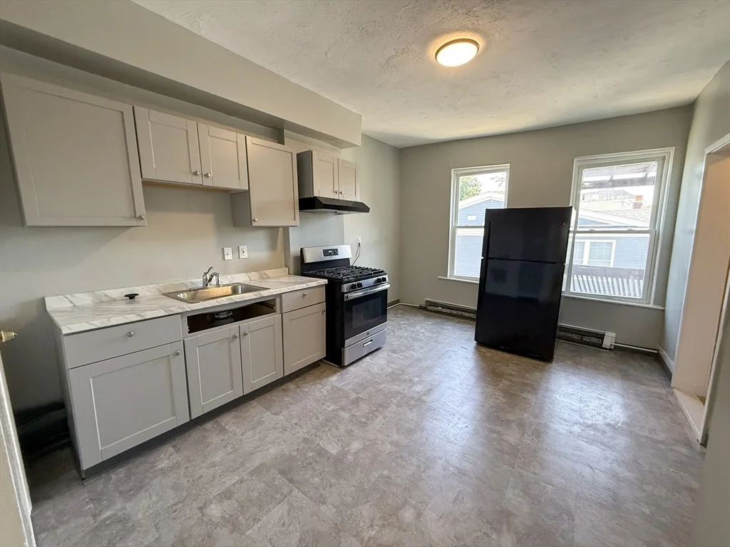 3 bed, 1 bath apartment for rent at 26 Alpine St Unit 3, Roxbury