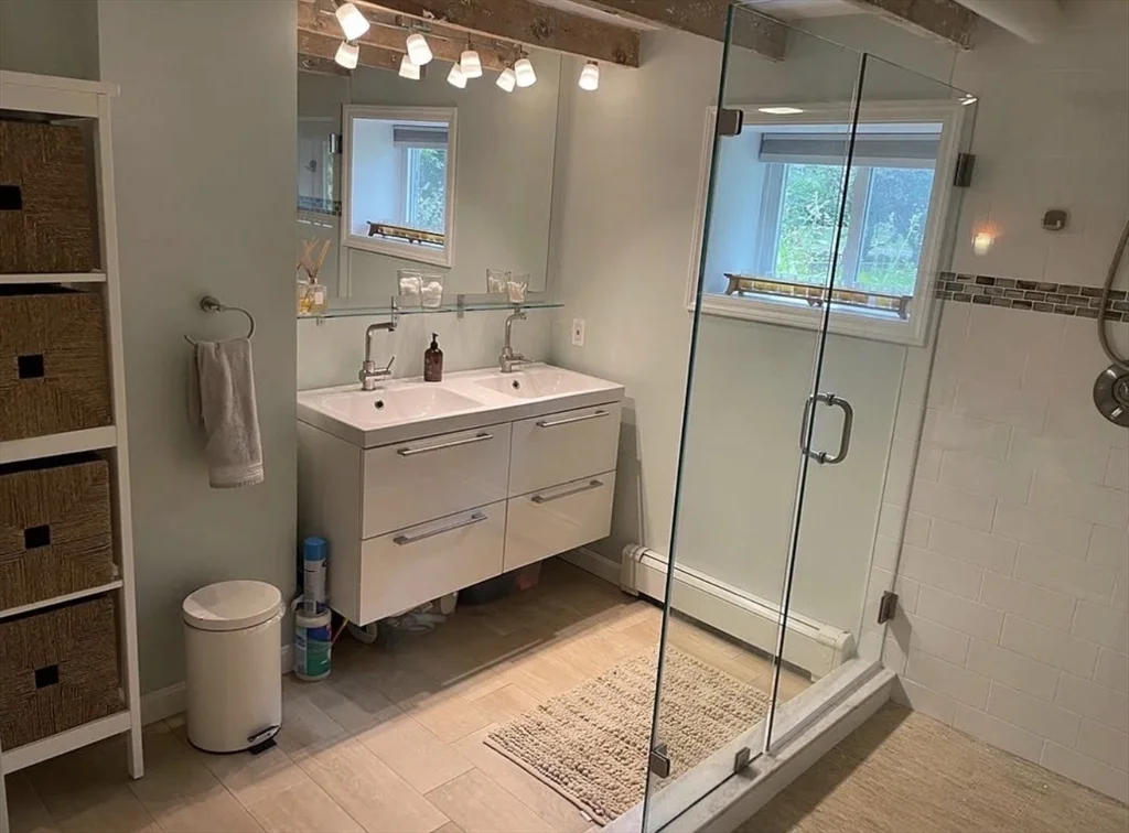 3 bed, 2 bath apartment for rent at 26 Arcadia Rd, Natick — photo 6 of 12