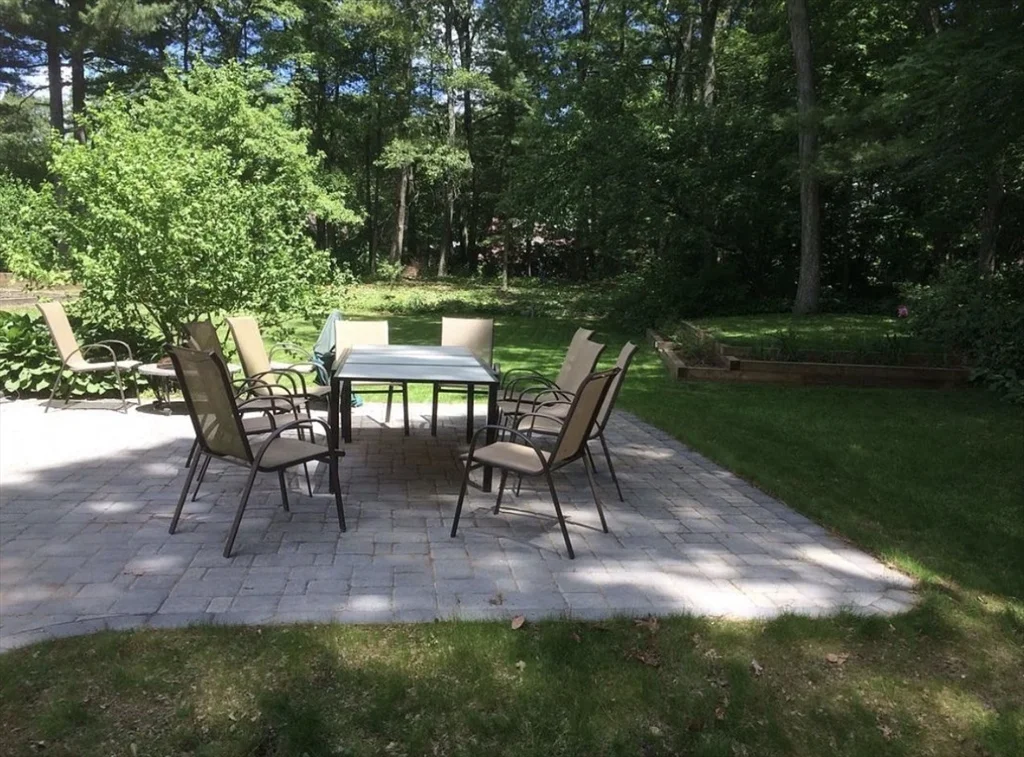 3 bed, 2 bath apartment for rent at 26 Arcadia Rd, Natick — photo 11 of 12