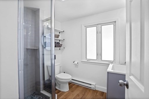 1 bed, 1 bath apartment for rent at 26 Argyle St Unit 3, Everett — photo 4 of 6