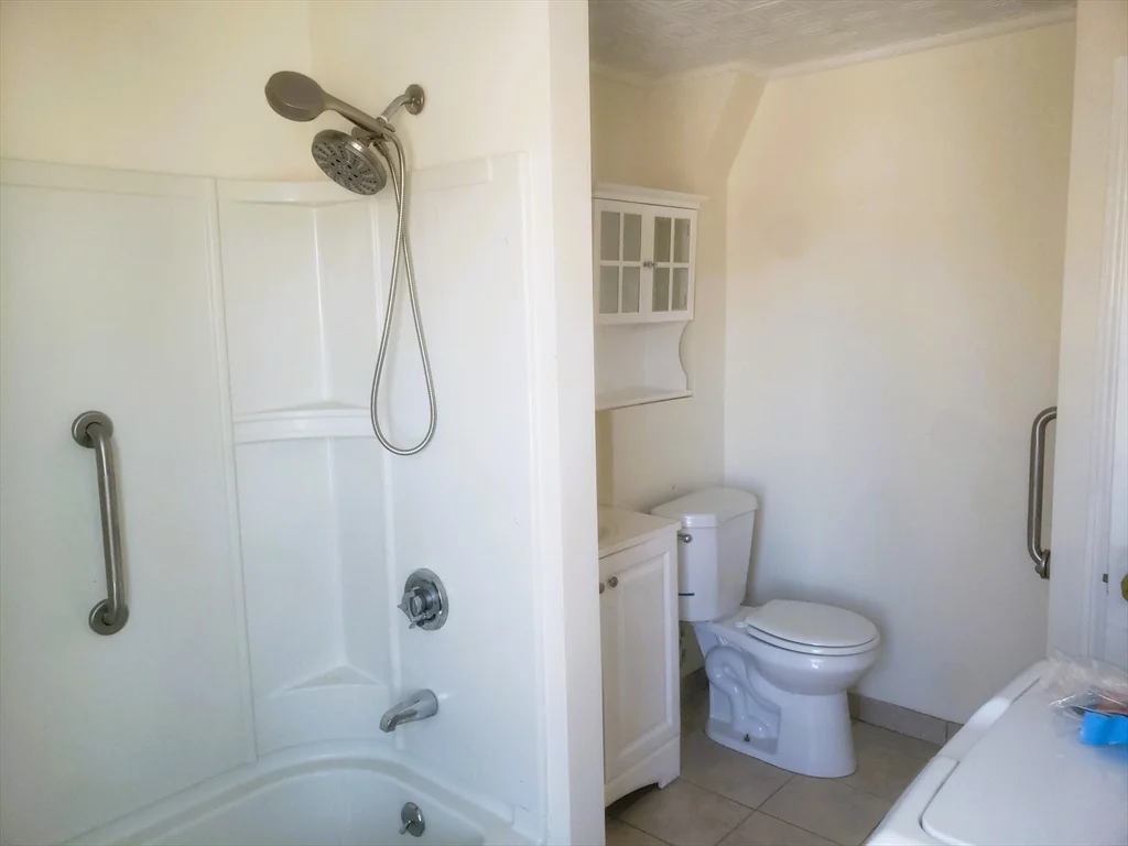 2 bed, 1 bath apartment for rent at 26 Arlington St Unit 2, Lowell — photo 26 of 29