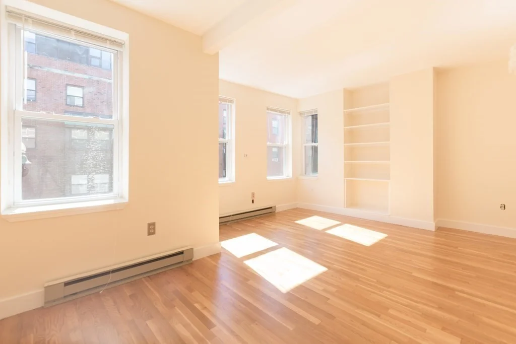 1 bed, 1 bath apartment for rent at 26 Battery St Unit 3, North End — photo 6 of 9