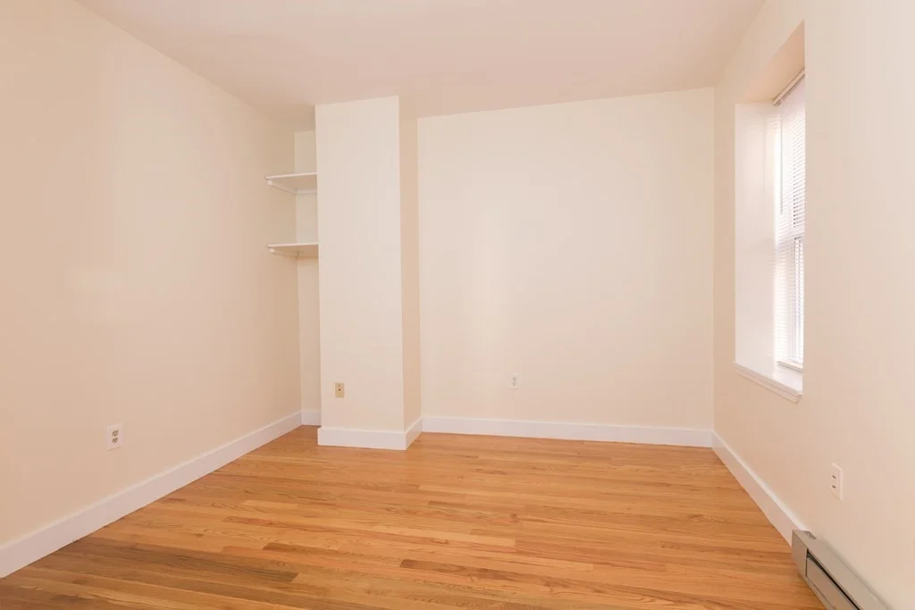 1 bed, 1 bath apartment for rent at 26 Battery St Unit 3, North End — photo 2 of 9