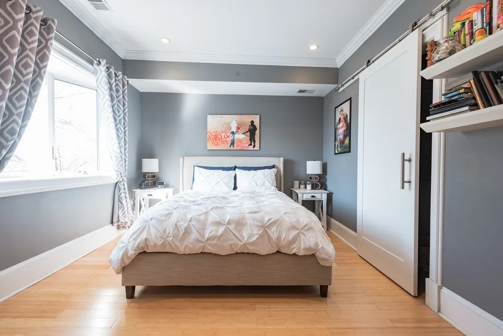 2 bed, 2 bath apartment for rent at 26 Beach St Unit 2, Boston — photo 9 of 17