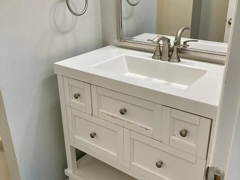 Studio bed, 1 bath apartment for rent at 26 Beacon St Unit 64F, Burlington — photo 16 of 26